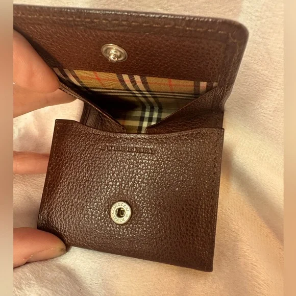 Burberry Coin Pouch | Brown Pebbled Leather | Nova Check Interior 3x3” - Picture 9 of 15